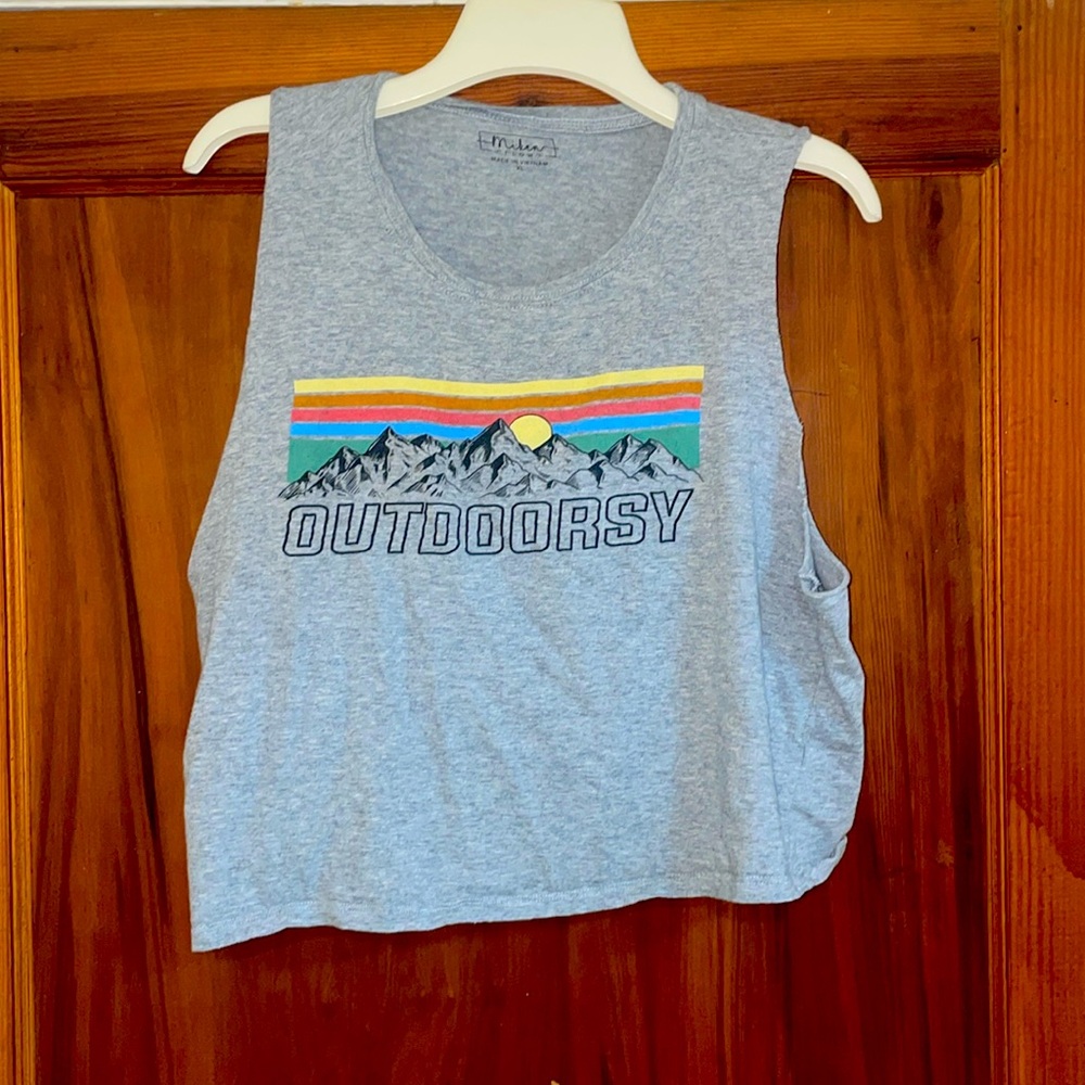 Miken Crop Top Tank - Outdoorsy